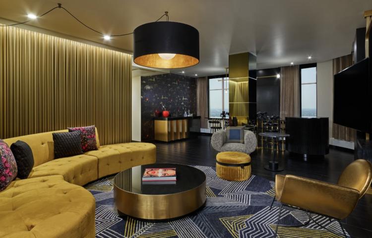 W Minneapolis - The Foshay Hotel Invites Guests to Experience the Roaring 20s