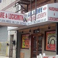 Big Daddy Hardware & Locksmith Logo