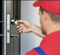 Immovable Locksmith Logo