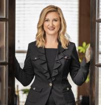 Tannah McGaughy Logo