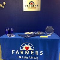 Farmers Insurance - Lezlie Pohlman Logo