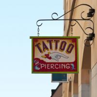 Pro Image Chicago Signs Logo