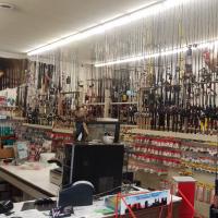 Bill's Bait House and Gun Shop Logo