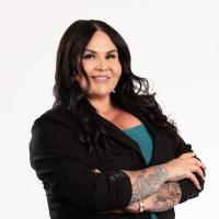 Leandra Mora Realtor Scottsdale at Asher Chaim Logo