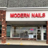 Modern Nails Logo