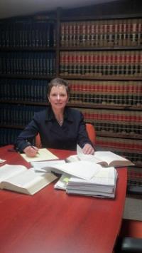 Joanne Schlenk McAvey Atty Logo