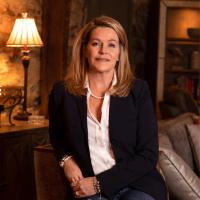 Connie Manailovich Logo