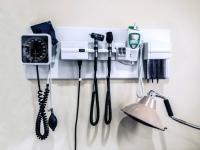 Ray's Electronic LLC Logo