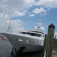 Renovaship Inc Logo