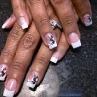 LA Nails Logo