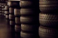 E.J. Tire Shop Logo