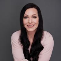 Lisa Marie Sanders Logo