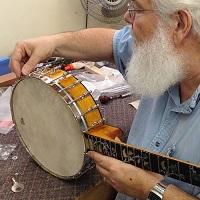 The Steve Mason Luthiers Logo