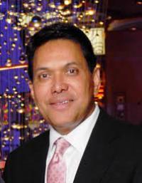 Aron Govil Scholarship Logo