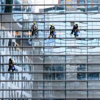 Mr. Windows - Window Cleaning Logo
