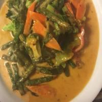 Aroy Thai Bistro Logo