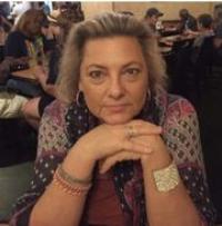 HollyKem Sunseri Logo