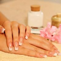 Gold Canyon Nails Logo