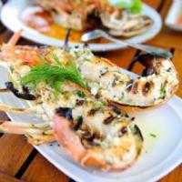 L&T Seafood Market Logo