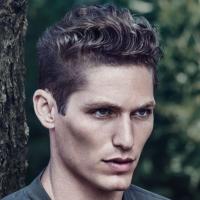 The Hair Lounge Logo