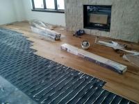 Dinns Flooring Inc. Logo