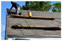 Ernie’s Roofing Logo