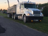 ANA Trucking LLC Logo