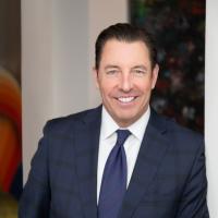 Nob Hill Compass Logo