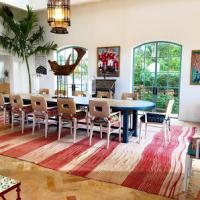 Oriental Rugs & Carpets Logo