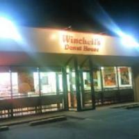 Winchell's Donut House Logo
