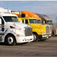 Cruz Tire & Truck Repair Logo