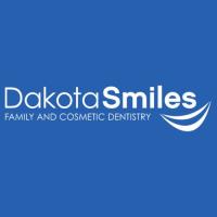 Dakota Smiles logo