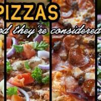 Straw Hat Pizza Logo