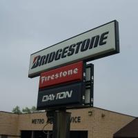 Metro Tire Center Logo