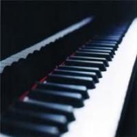 Fernando's Piano Service Logo