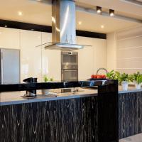 Bernie’s Custom Furniture & Cabinetry Logo