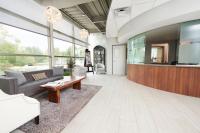 VAGOTIS Cosmetic Surgery + Skin Center Logo