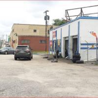 5 Star Automotive Logo