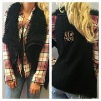 Girlees & Brothers Too Logo