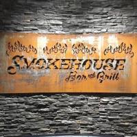 SmokeHouse Bar & Grill Logo