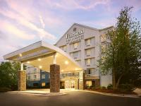 Fairfield Inn & Suites by Marriott Raleigh-Durham Airport/Research Triangle Park Logo
