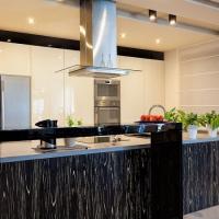 Edwards Cabinets & Granite Logo