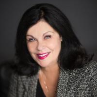 Patricia Wallace Logo