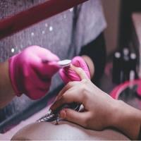Protips Nails & Spa Logo