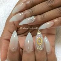 Vivid Nails & Spa Logo