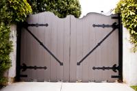 Eagle Fencing & Iron Works Logo