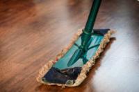 Upstraight Cleaning Services Logo