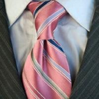 Donald's Fashion & Alterations Logo