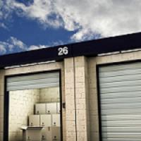 D & L Storage Logo