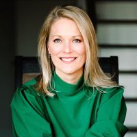 Angie Riedl Logo
